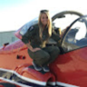 Meet your Posher, Caitlin